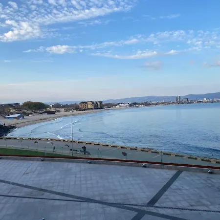 Paradiso B 209 Private Sea View アパート ネセバル