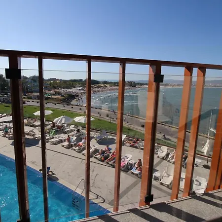 アパート Paradiso B 209 Private Sea View ネセバル