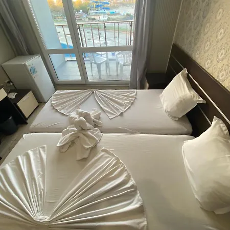 Paradiso B 209 Private Sea View アパート ネセバル