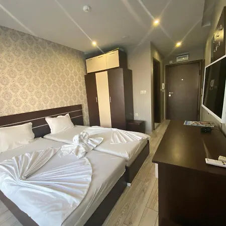 Апартаменты Paradiso B 209 Private Sea View