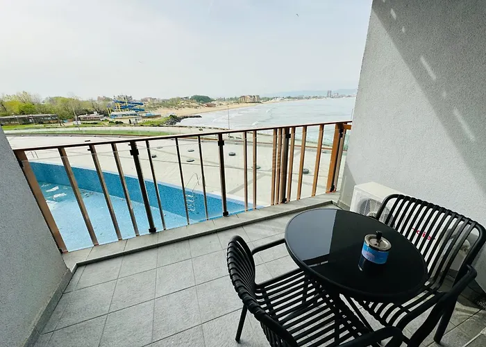 Paradiso B 209 Private Sea View